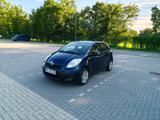 Toyota YARİS  1,0 +TÜV NEU +SERVICE NEU+ ALWETTER  - Toyota Yaris Gebrauchtwagen in Ludwigshafen