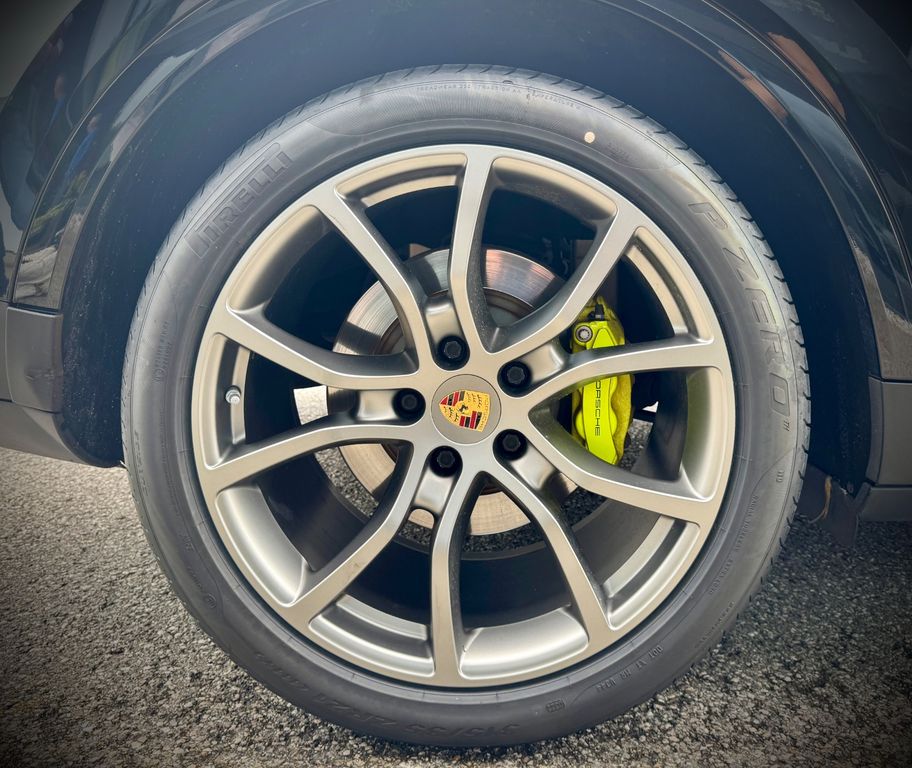 PORSCHE Cayenne 2022