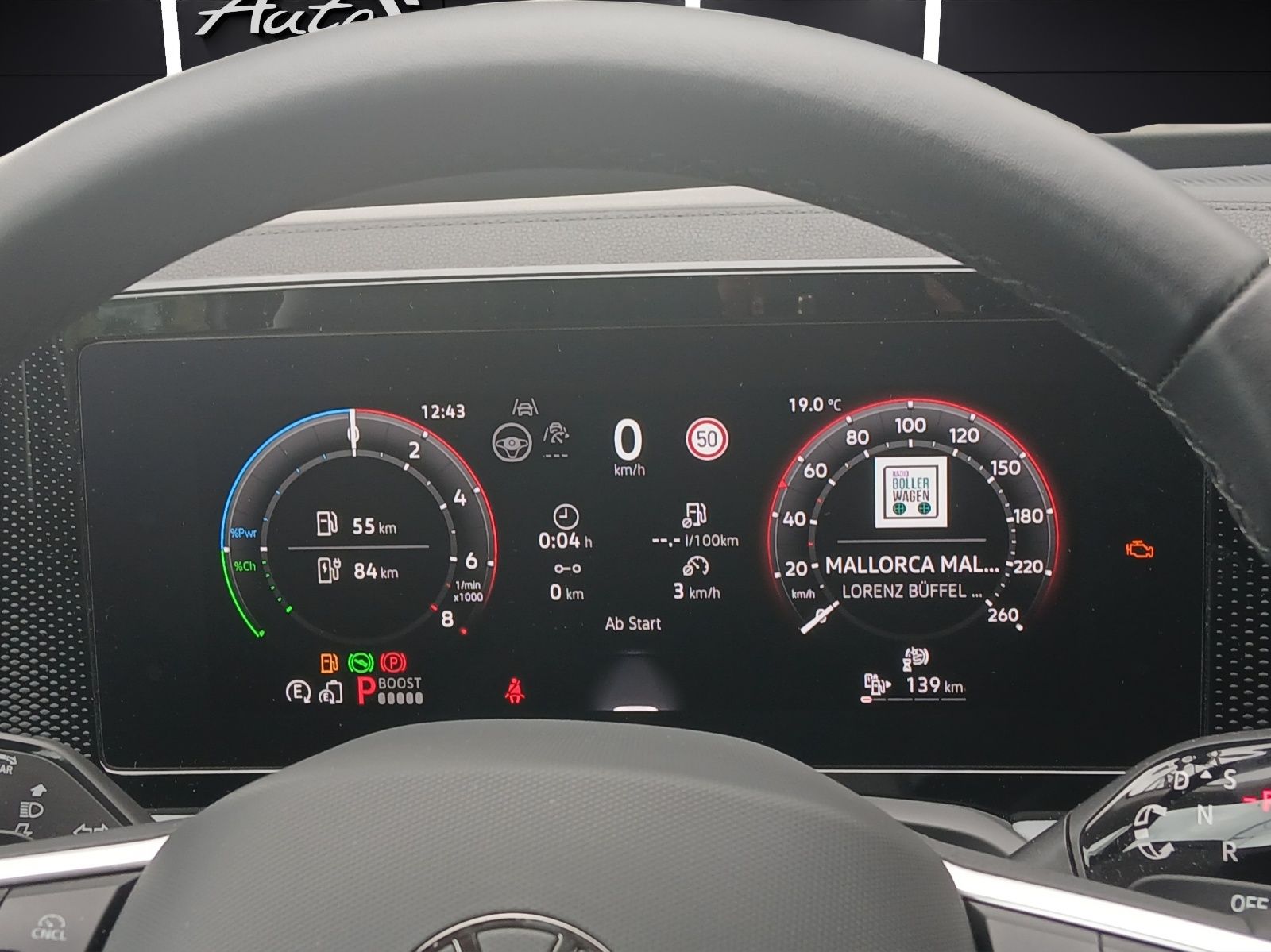 Fahrzeugabbildung Volkswagen Passat eHybrid Business DSG LED Navi AID ACC RFK