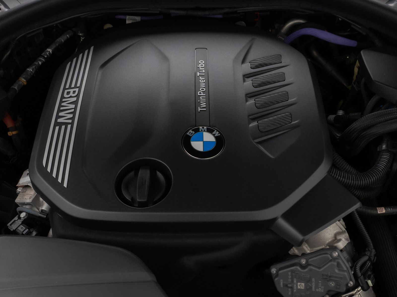 Fahrzeugabbildung BMW 320d M Sport Kamera HUD DAB HiFi DrivAssist 18"