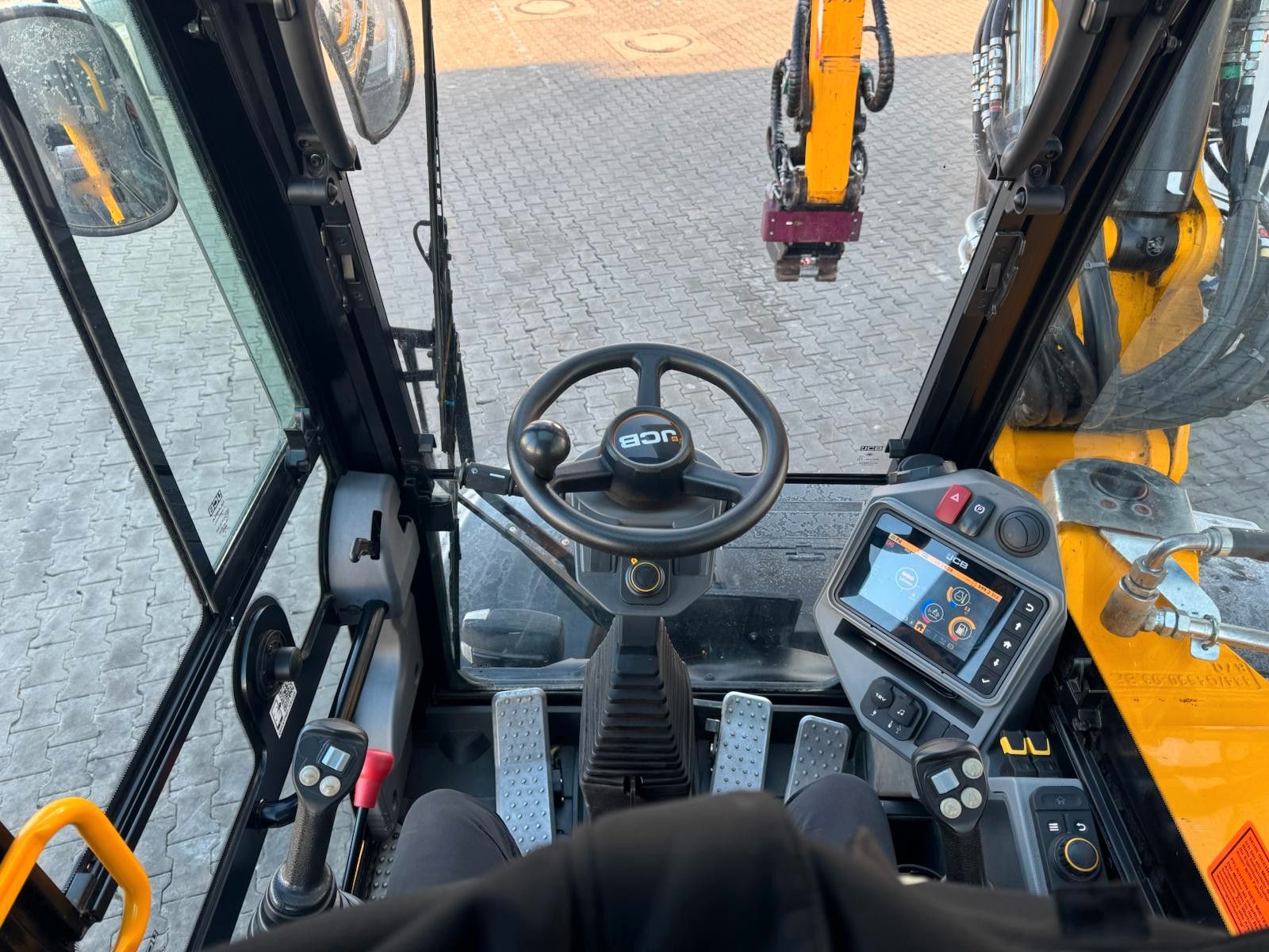 Fahrzeugabbildung JCB Hydradig HD 110WT / 2022 / nur 999h! / Powertilt