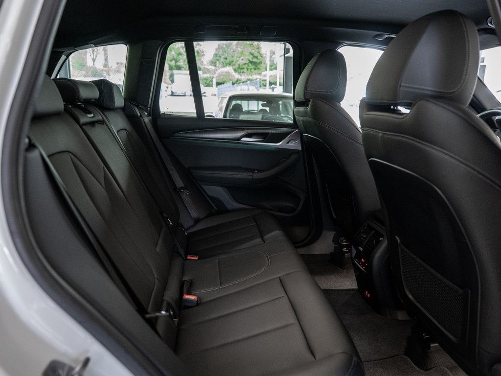 BMW X3 xDrive 20i M-Sport FACEL. 360° LED W-LAN NAVI foto 9