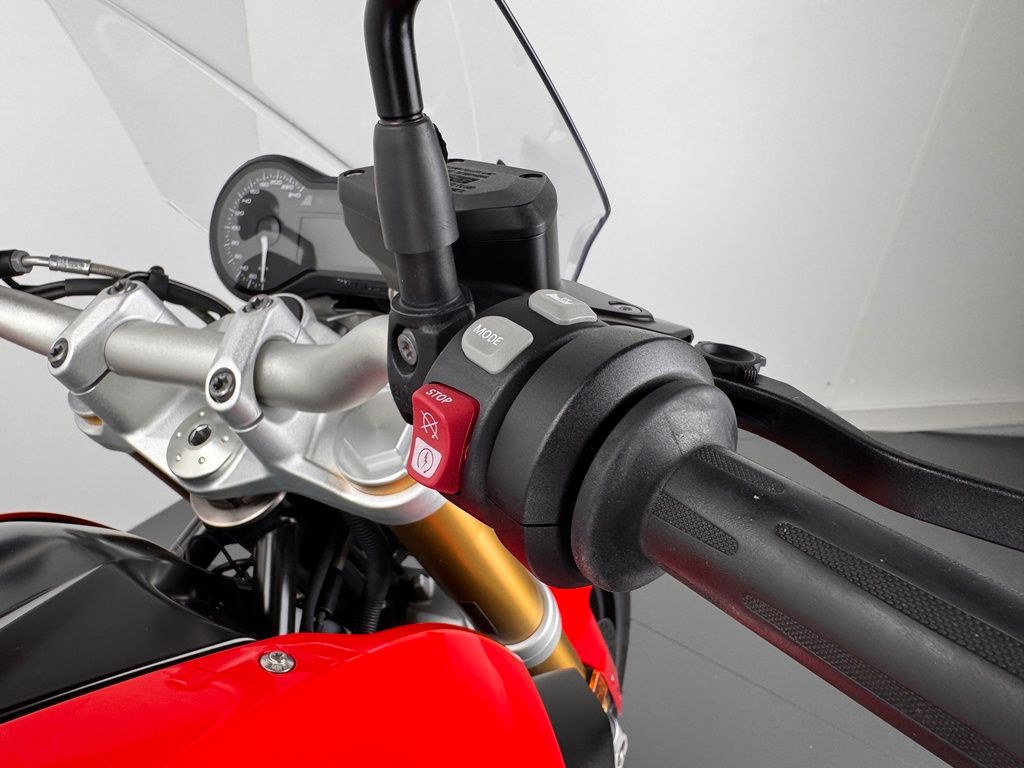 Fahrzeugabbildung BMW R 1200 R *TOP-ZUSTAND *SERVICE/REIFEN NEU