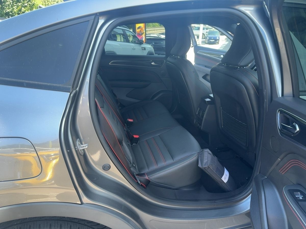 Fahrzeugabbildung Renault Arkana R.S. Line Tce 140 EDC AHK GJR