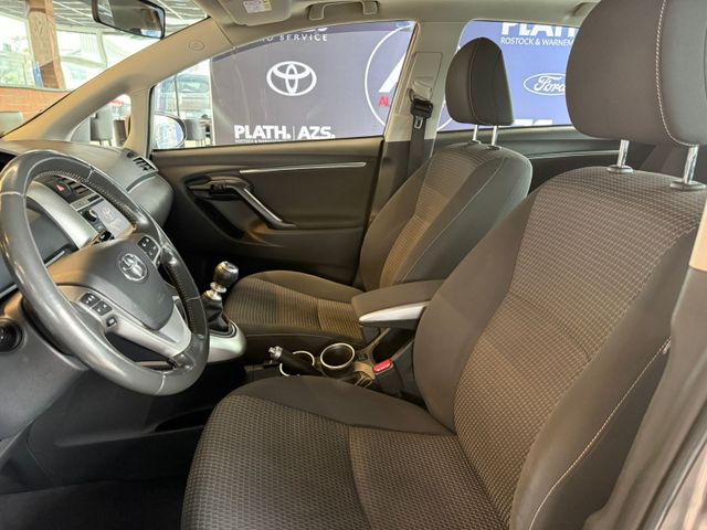 Toyota Verso SkyView Edition