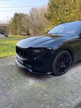 Maserati Levante Benzin 3.0 V6 316kW S 4x4 Auto S - Maserati Levante von privat
