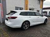Opel Insignia B Sports Tourer Innovation = Automatik - Opel Insignia mit Diesel-Antrieb: Kombi