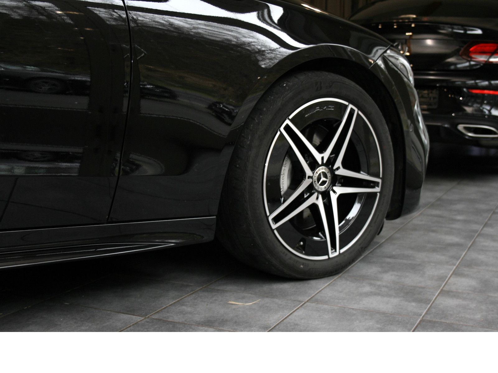 Fahrzeugabbildung Mercedes-Benz C 300 d AMG *Night*Leder braun/schwarz*Ambientel