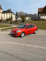Renault Clio 1,5L Diesel TÜV 06.28 - Renault Clio aus 2006 mit Diesel-Antrieb