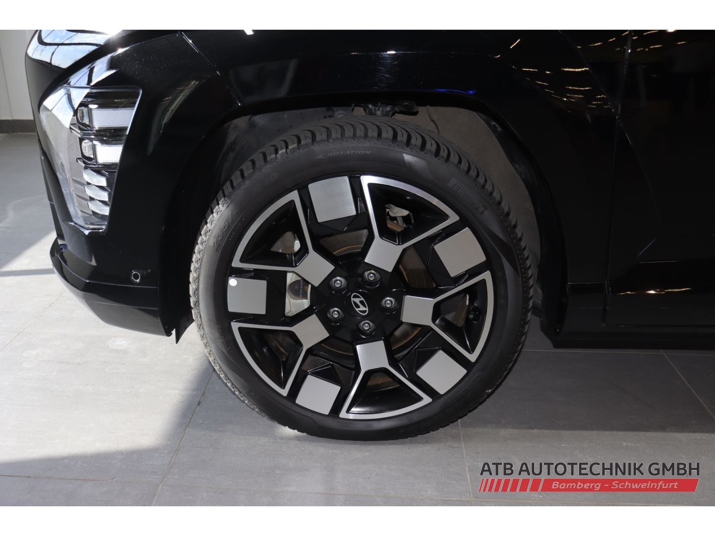 Fahrzeugabbildung Hyundai KONA Elektro Prime 65,4 kWh 2WD SOH 98,9% HUD Na