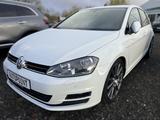 Volkswagen Golf VII Lim. Highline BMT 140PS 18 Zoll Alu - Volkswagen Golf: 140 Ps