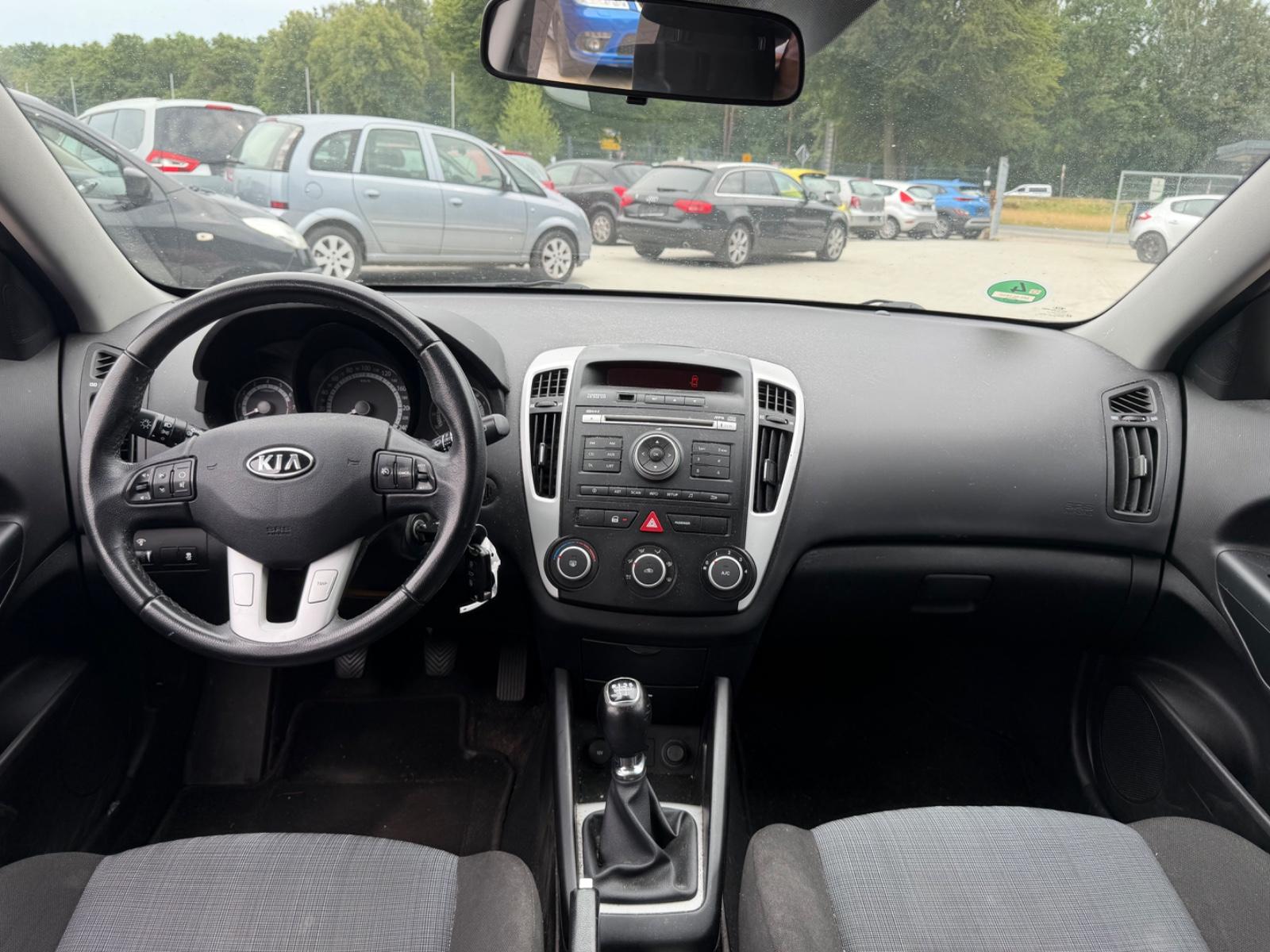 Kia ANDERE Ceed Vision 1.4