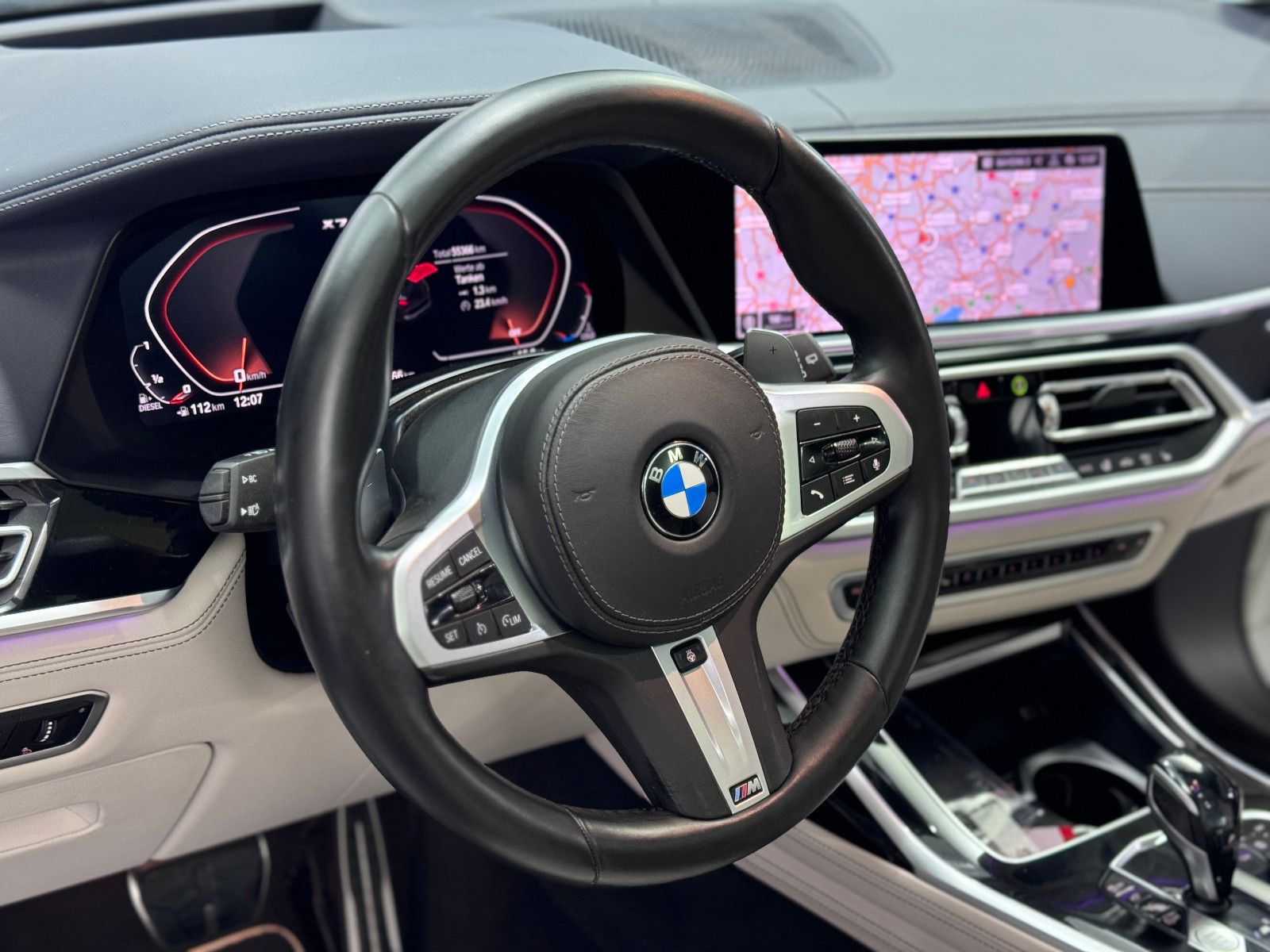 Fahrzeugabbildung BMW X7 M50d*INDIVIDUAL*7-SITZER*360 KAMERA*1.HAND*