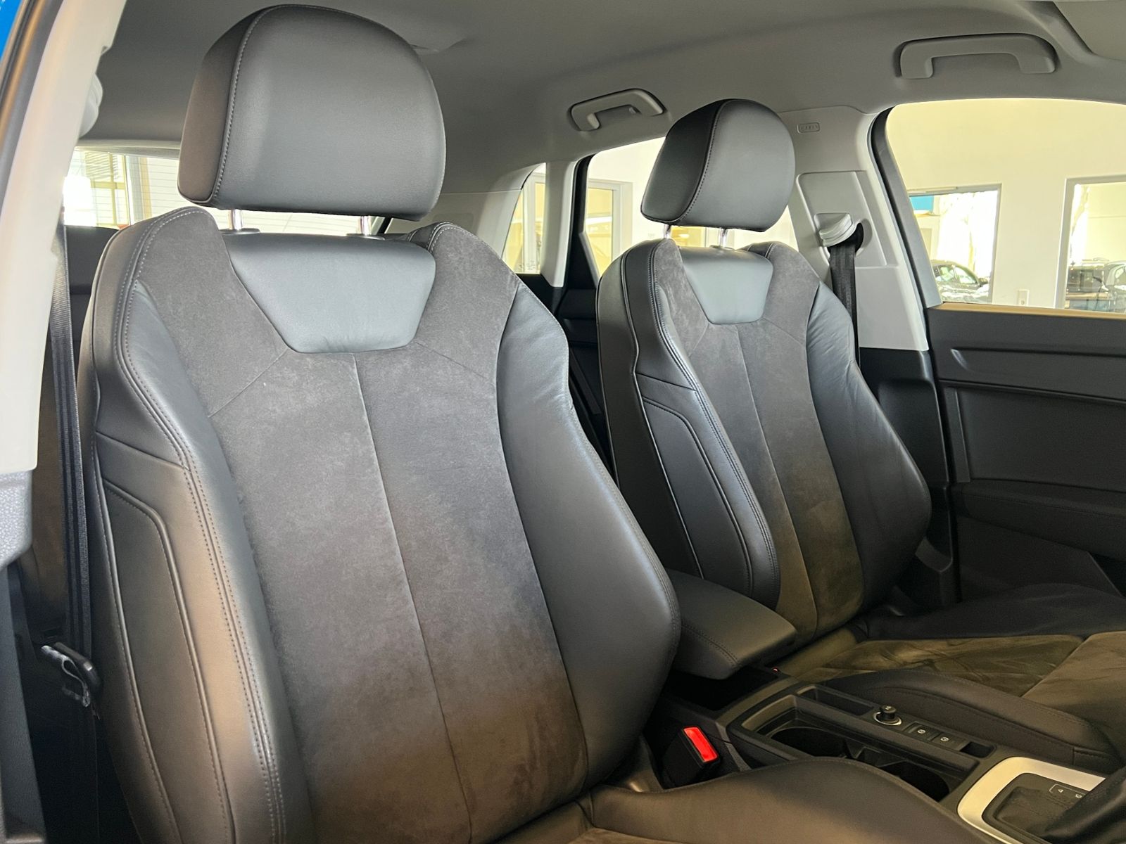 Fahrzeugabbildung Audi Q3 40 2.0 TFSI s-tronic quattro S line *AHK, Kam