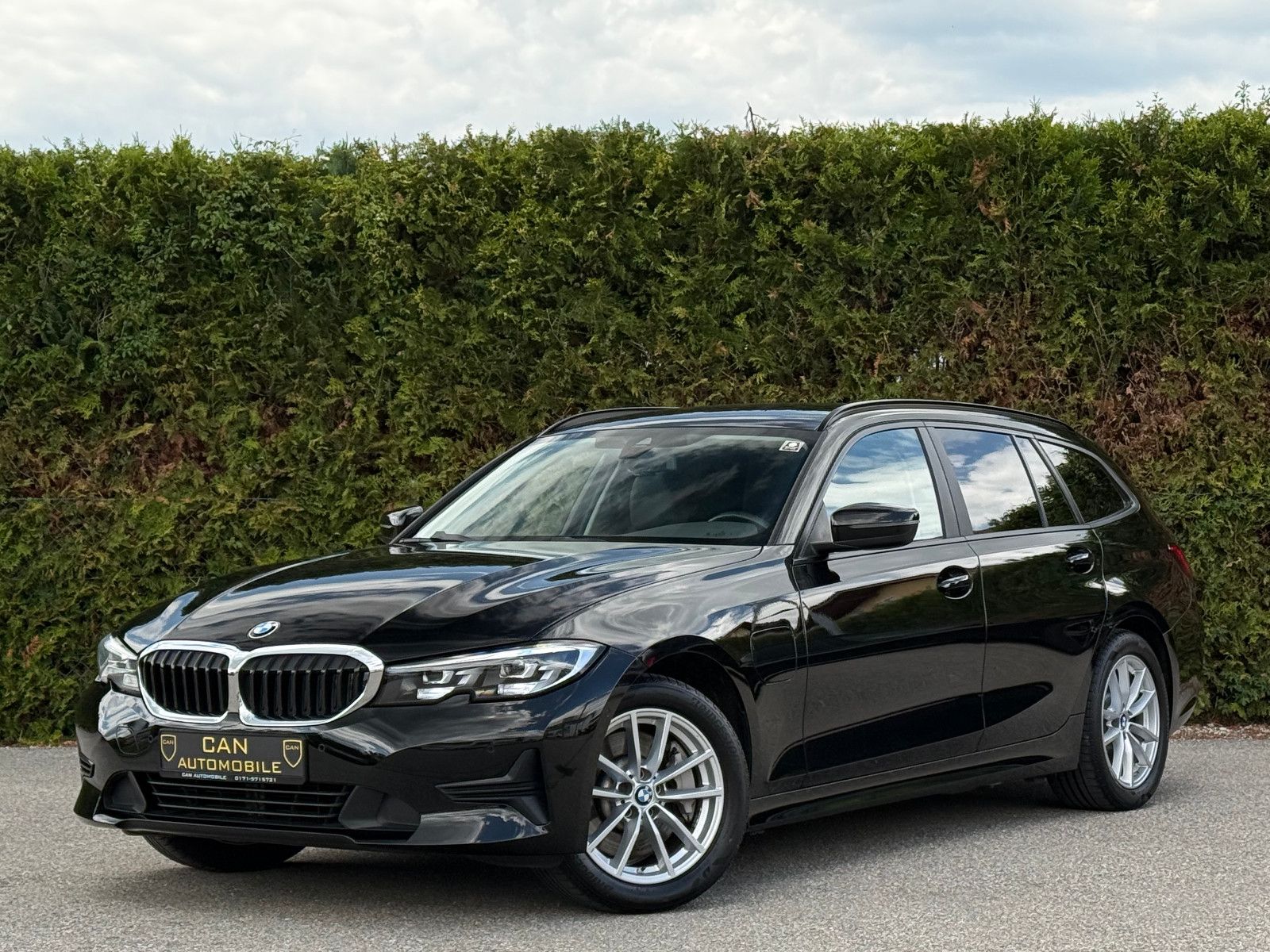 BMW BMW 330e Touring Sport Line *AHK*NAVI*LEDER