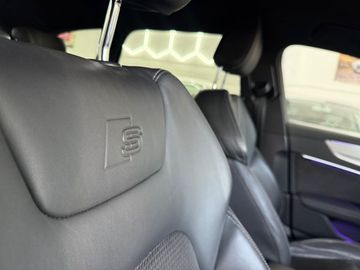 Audi A6 - 11