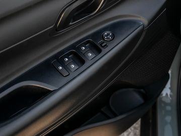 Hyundai Bayon 1.0 Select 2WD Kamera Navi Spurhalteassi.