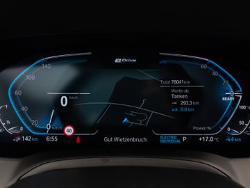 Fahrzeugabbildung BMW 330e xD Sport Line 360°DAB Stop&Go LED Alarm AHK