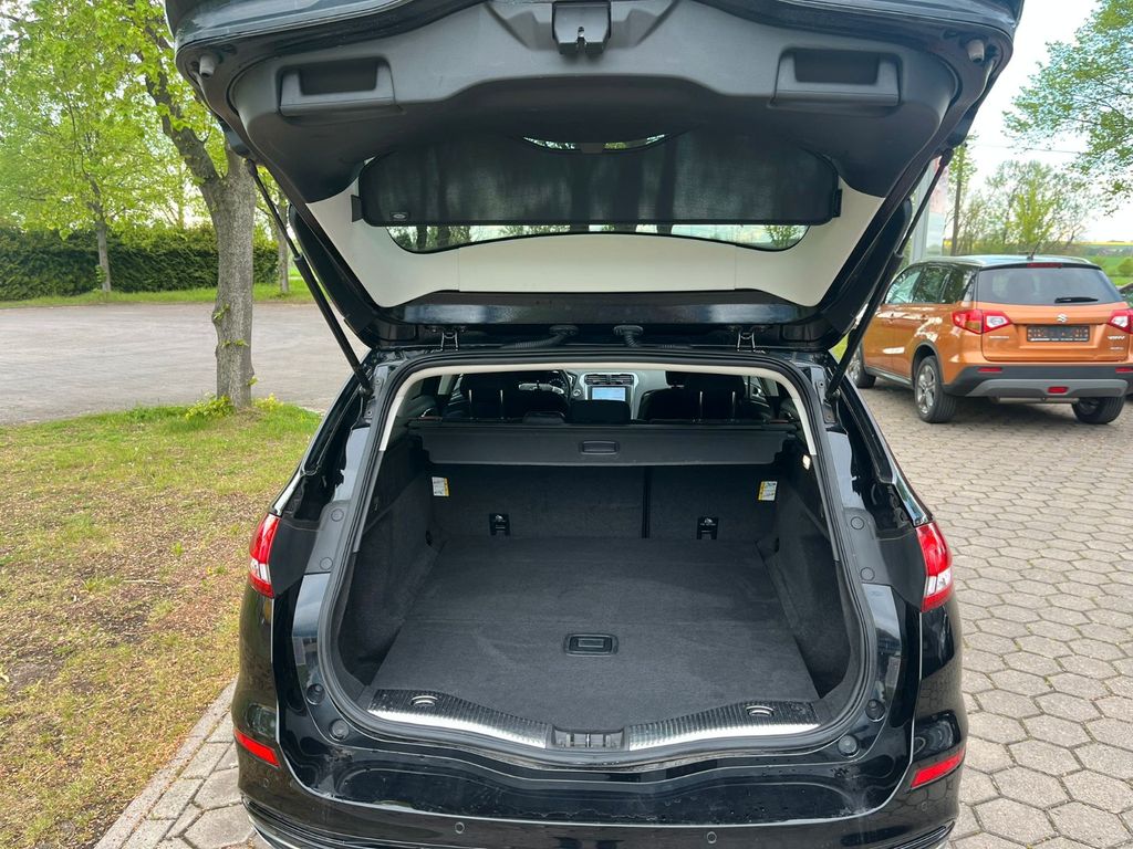 FORD Mondeo 2,0 140 KW Titanium Allrad 1-Hand LED - Bild 14