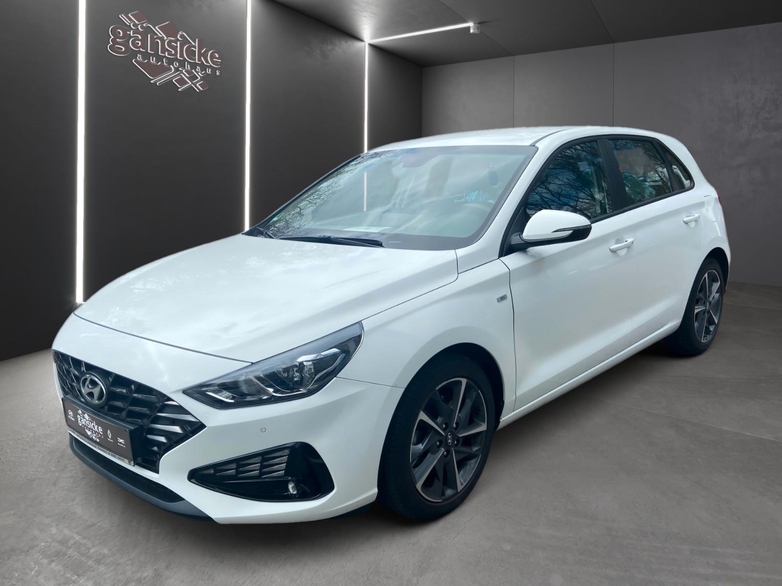 Hyundai i30 1.5 T-GDI Hybrid Trend