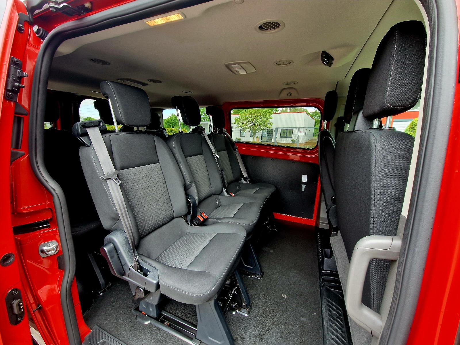 Ford Transit Custom Kombi 320 L1 (9-Sitzer, 2x Klima)