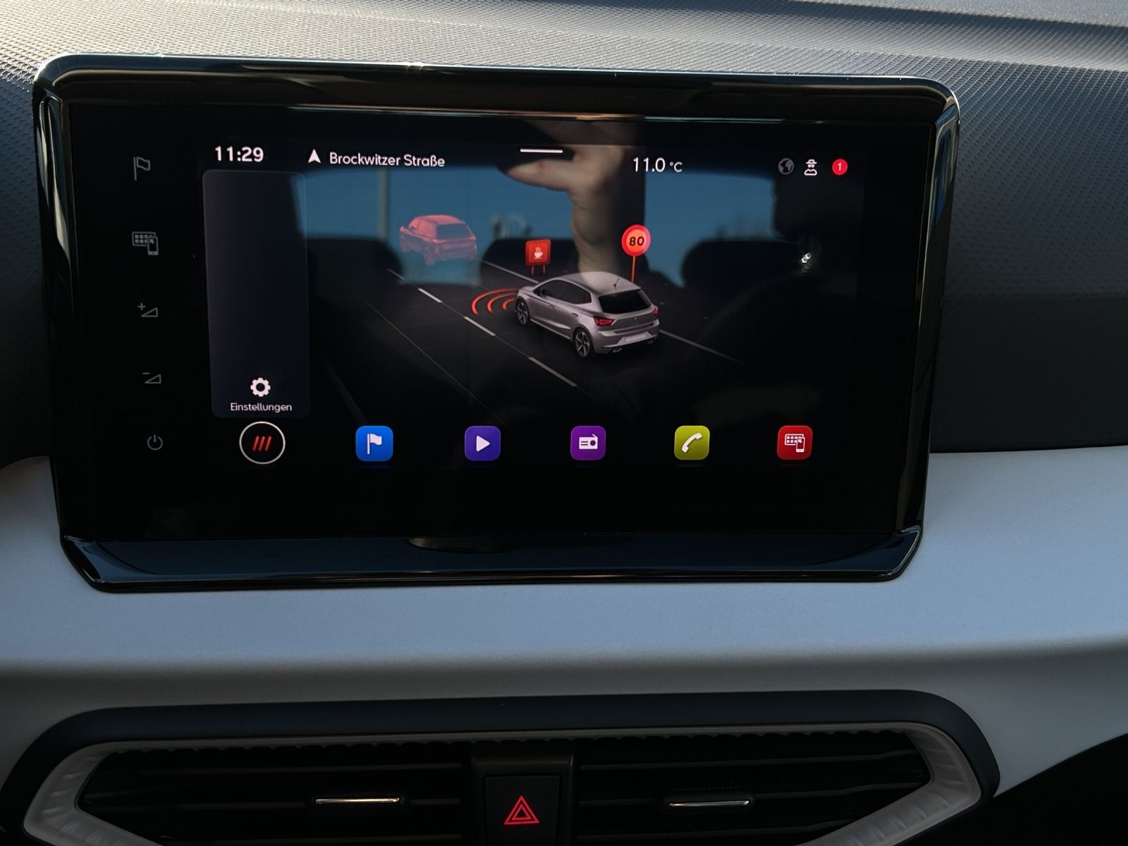 Fahrzeugabbildung SEAT Ibiza TSI Style DSG LED Navi AID ACC RFK SH