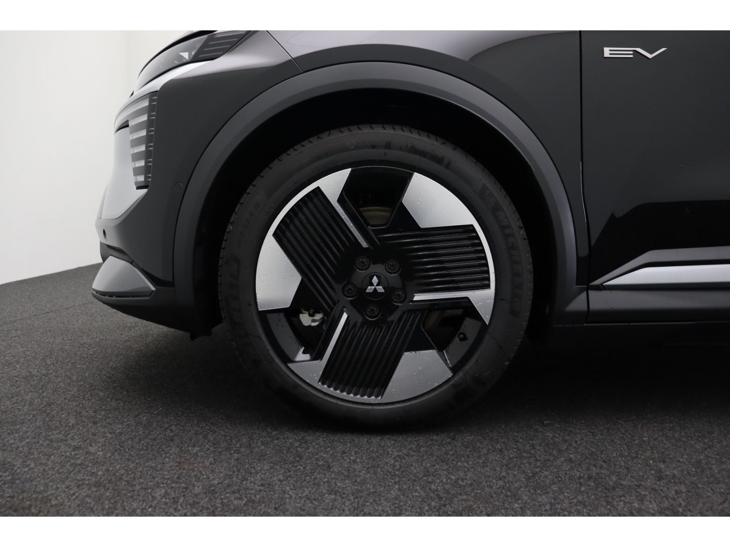 Fahrzeugabbildung Mitsubishi Eclipse Cross Diamant PLUS 87 kWh (11kW) Navi Di