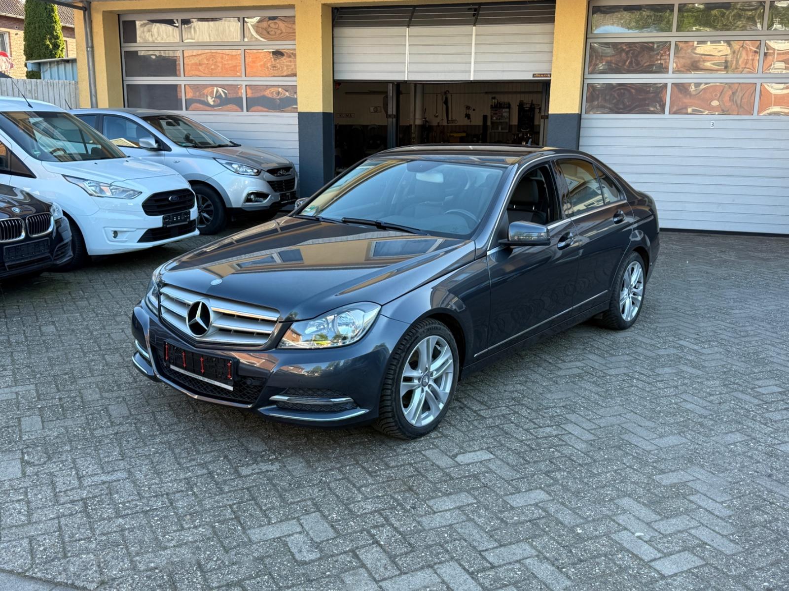 Mercedes-Benz C 200 CDI BlueEfficiency*NAVI*SHZ*MFL*PDC***