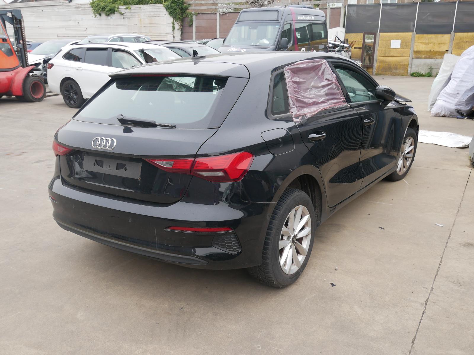 Audi A3 Sportback 30 TFSI basis