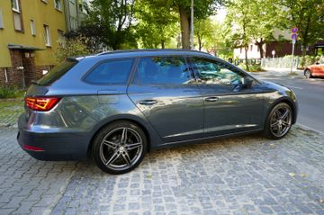 Fahrzeugabbildung SEAT Leon ST FR, Leder, Panorama, LED