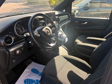 Mercedes V 300 - 12