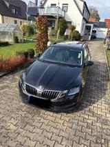 Skoda Octavia 2.0 TDI DSG Drive Combi DSG*LED*NAVI*ACC - Skoda Octavia Drive mit Diesel-Antrieb
