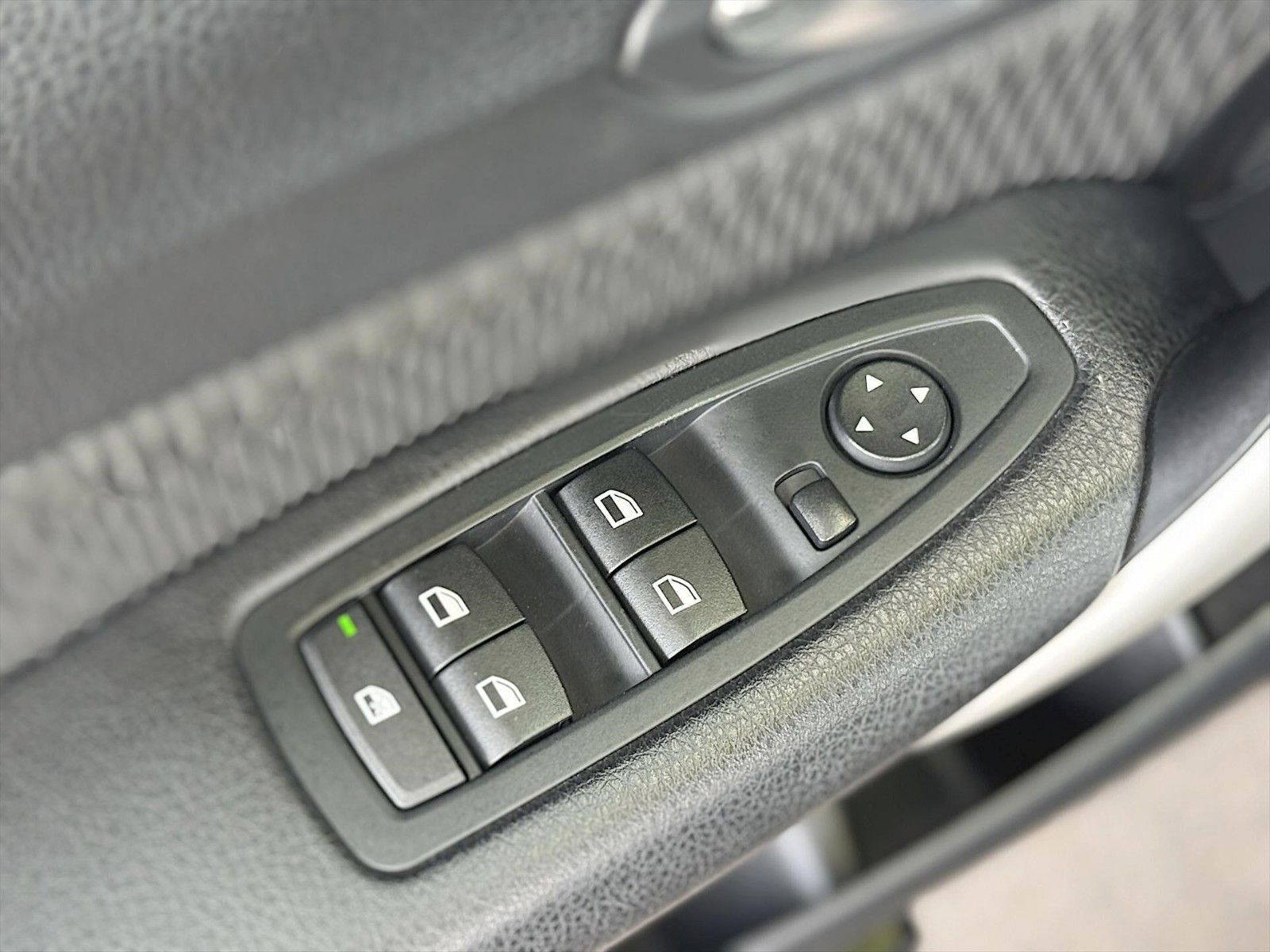 Fahrzeugabbildung BMW 116d Sport Lim. *M-Felgen*Klima*Sitzheizung*