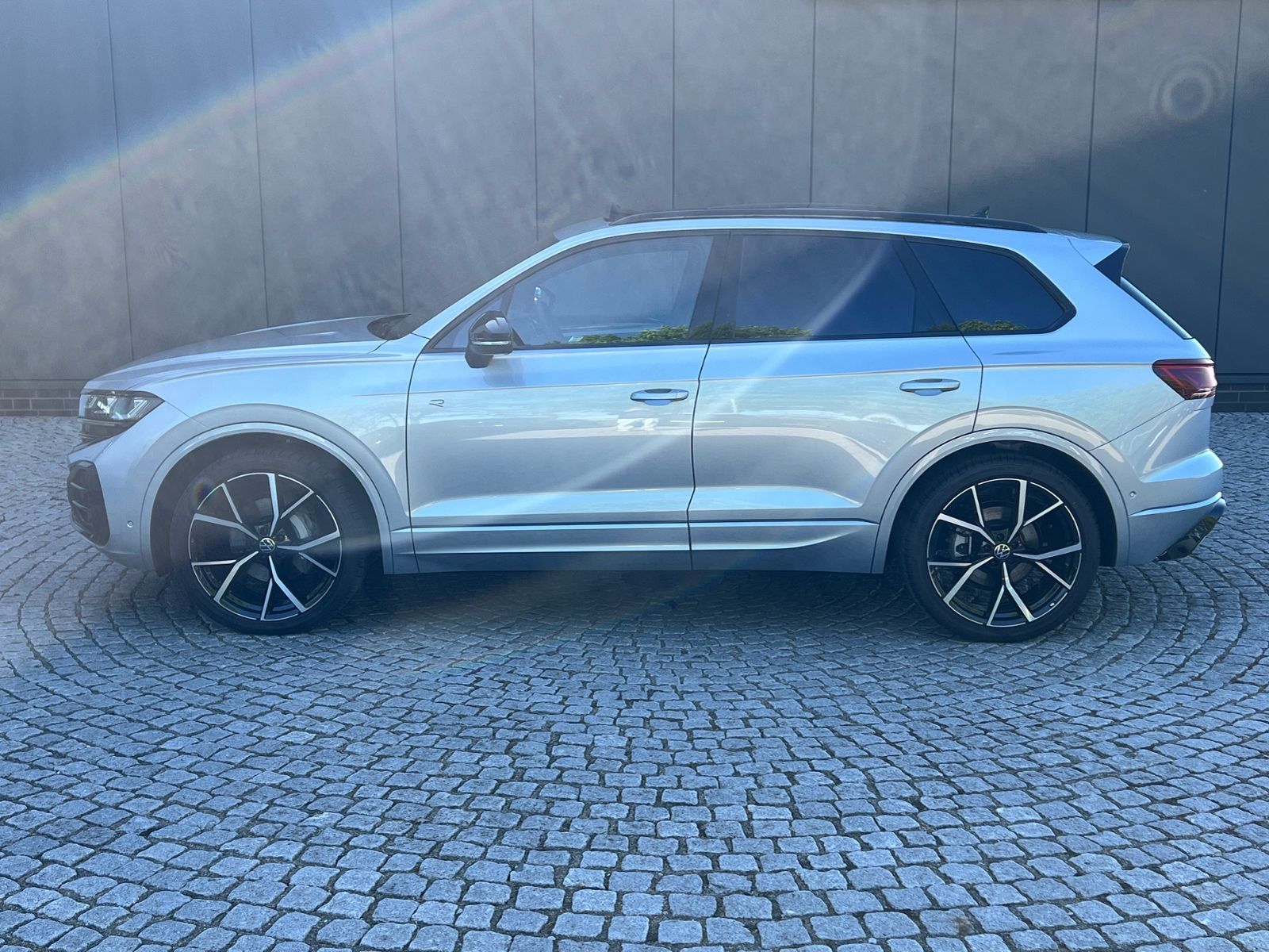 Fahrzeugabbildung Volkswagen Touareg R-Line FINAL EDITION 3.0 TDI 4MOTION
