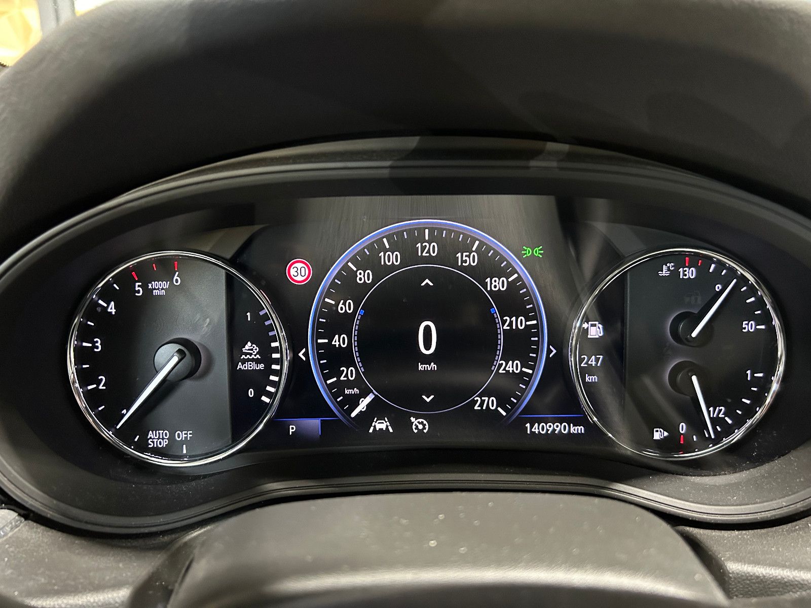 Fahrzeugabbildung Opel Insignia B Sports Tourer Ultimate/8-FACH/APPLE/