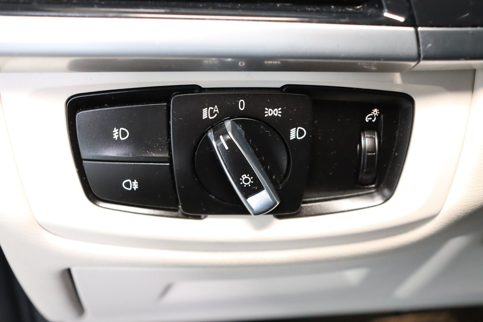 Fahrzeugabbildung BMW X5 xDrive30d * HUD* Pano * Memory * RFK *