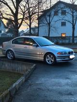 BMW Originaler BMW 323i E46 | Panorama | TÜV 07/27 - BMW 323 aus 1998: 323i