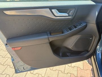 Ford Kuga Plug-In Hybrid Titanium X