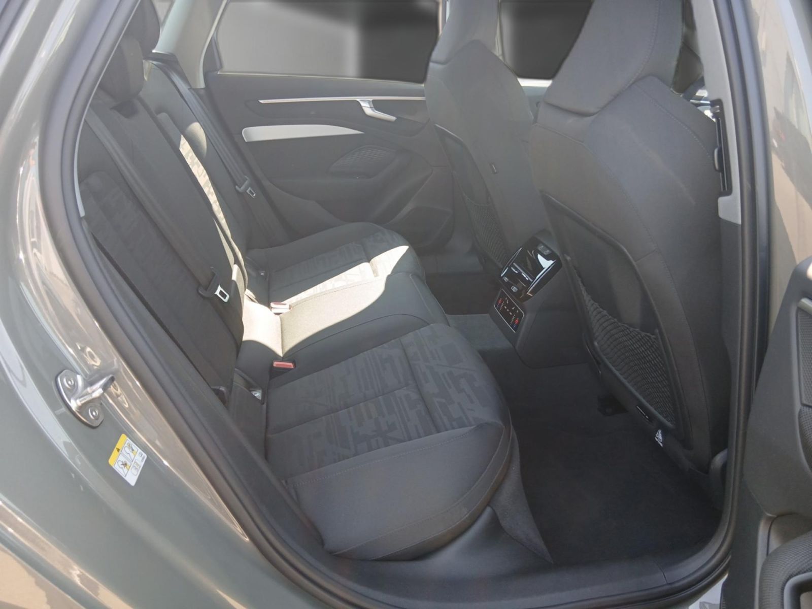 Audi A6 - Bild 12