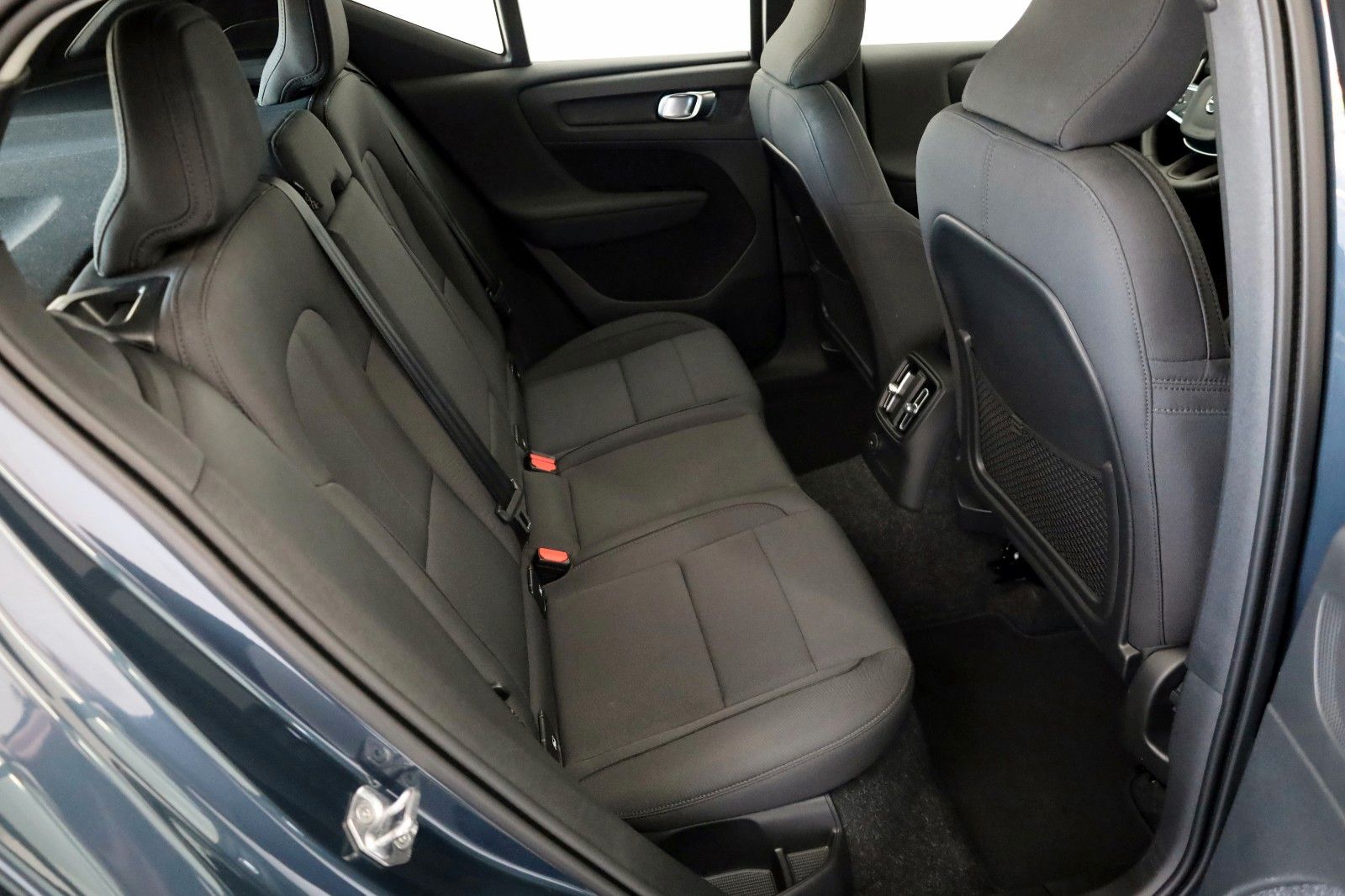 Fahrzeugabbildung Volvo XC40 Inscription Expr. Recharge Navi,LED,Apple C