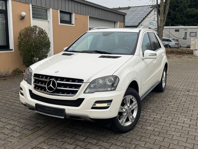 Mercedes-Benz ML 300 CDI BlueEfficiency 4Matic Grand Editon Di