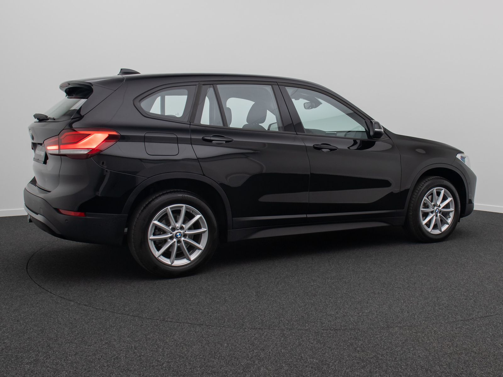Fahrzeugabbildung BMW X1 sD18i Kamera DAB Geschwindig Komfort AppleCar