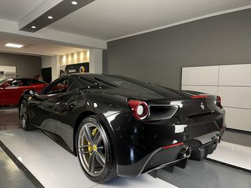 صورة 4 لـ 2016 Ferrari 488 GTB