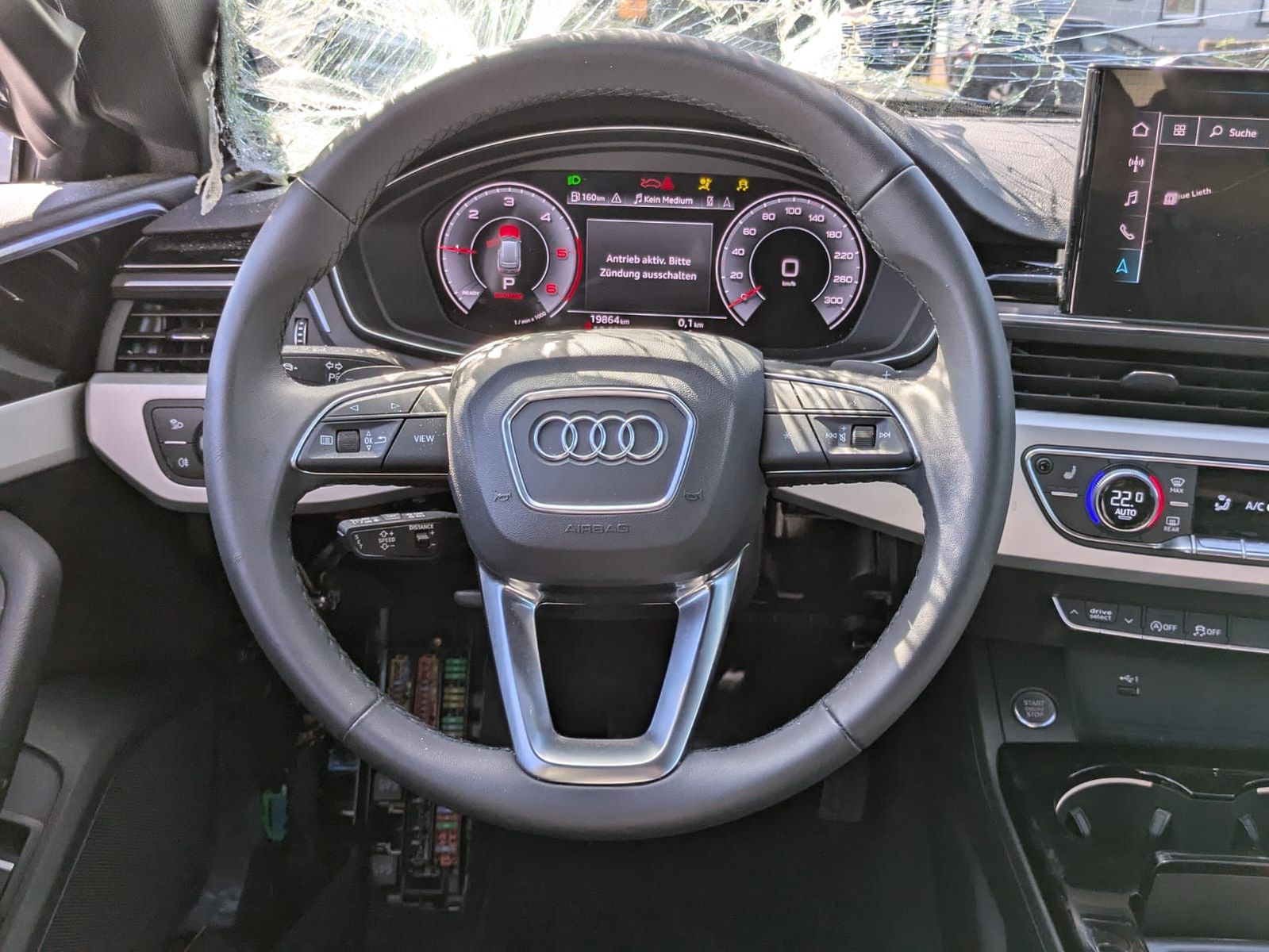 Fahrzeugabbildung Audi A4 40 TDI advanced ACC/LED/NAVI/KAM Airbag ok