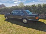 Mercedes-Benz 560 SE - Mercedes-Benz 560: Schwarz