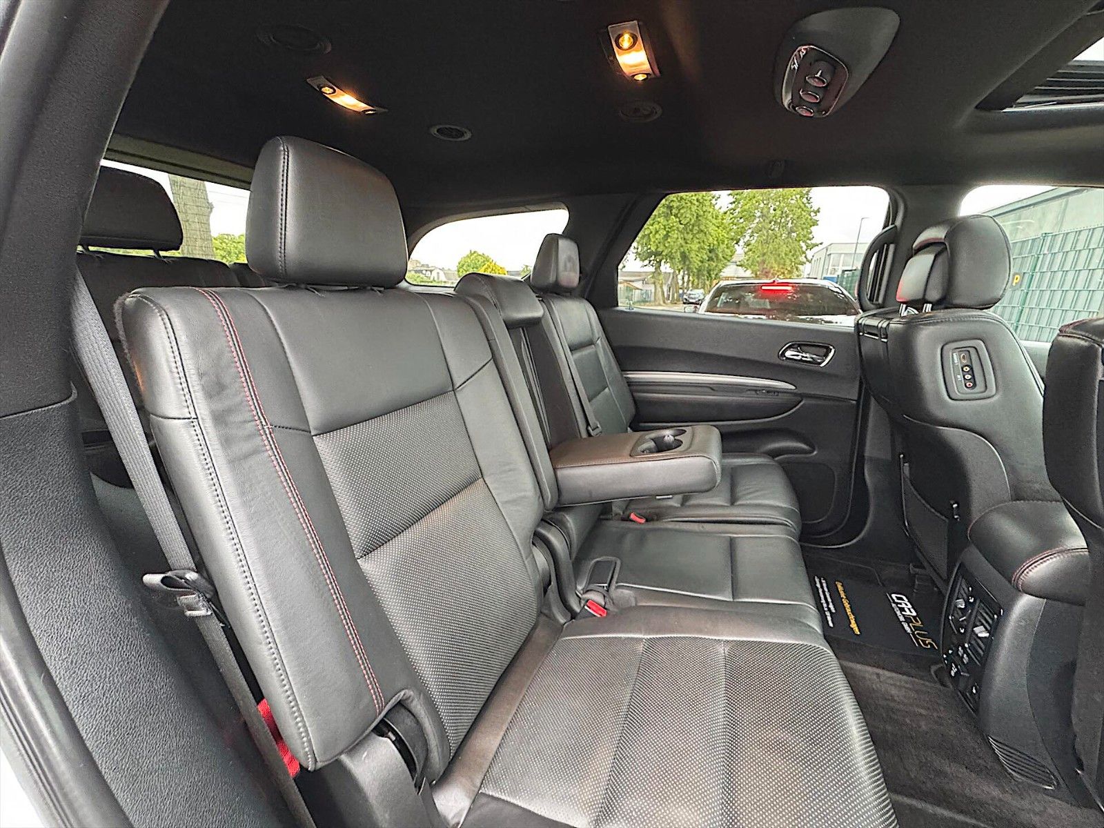 Fahrzeugabbildung Dodge Durango 5.7 V8 R/T 4x4 Night Paket *LED*7 Sitze*