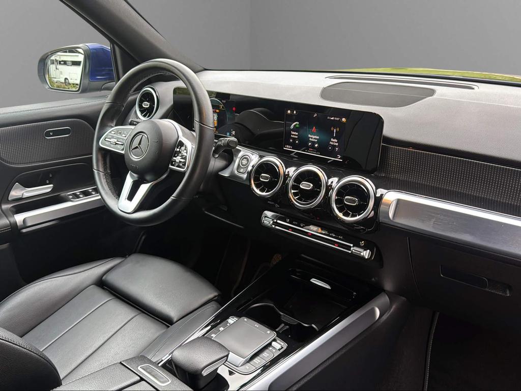 Mercedes-Benz GLB 200