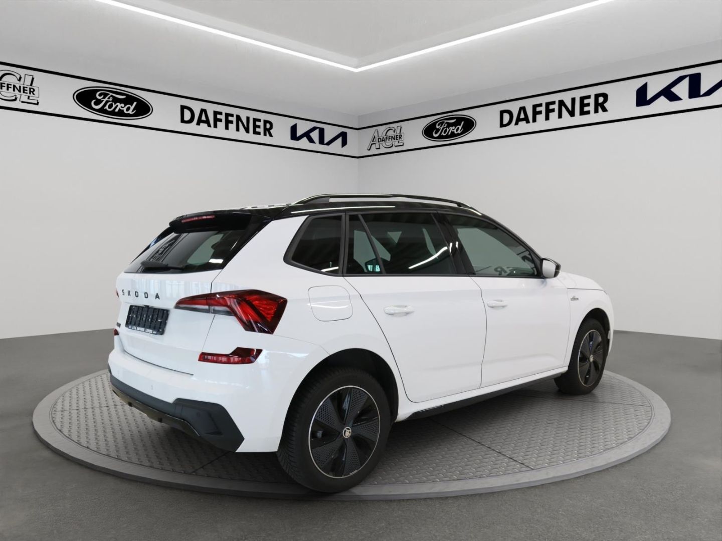 Fahrzeugabbildung SKODA Kamiq Monte Carlo Automatik Panoramadach