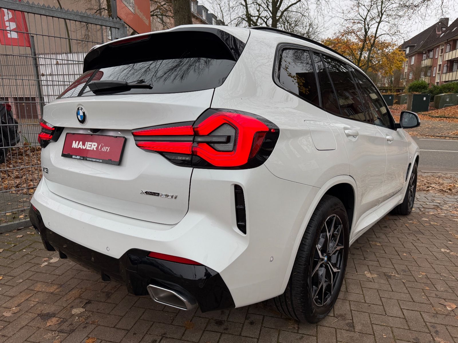 Fahrzeugabbildung BMW X3 xDrive 20i M Sport*LED*ROT*KAMERA*NAVI*SPORT