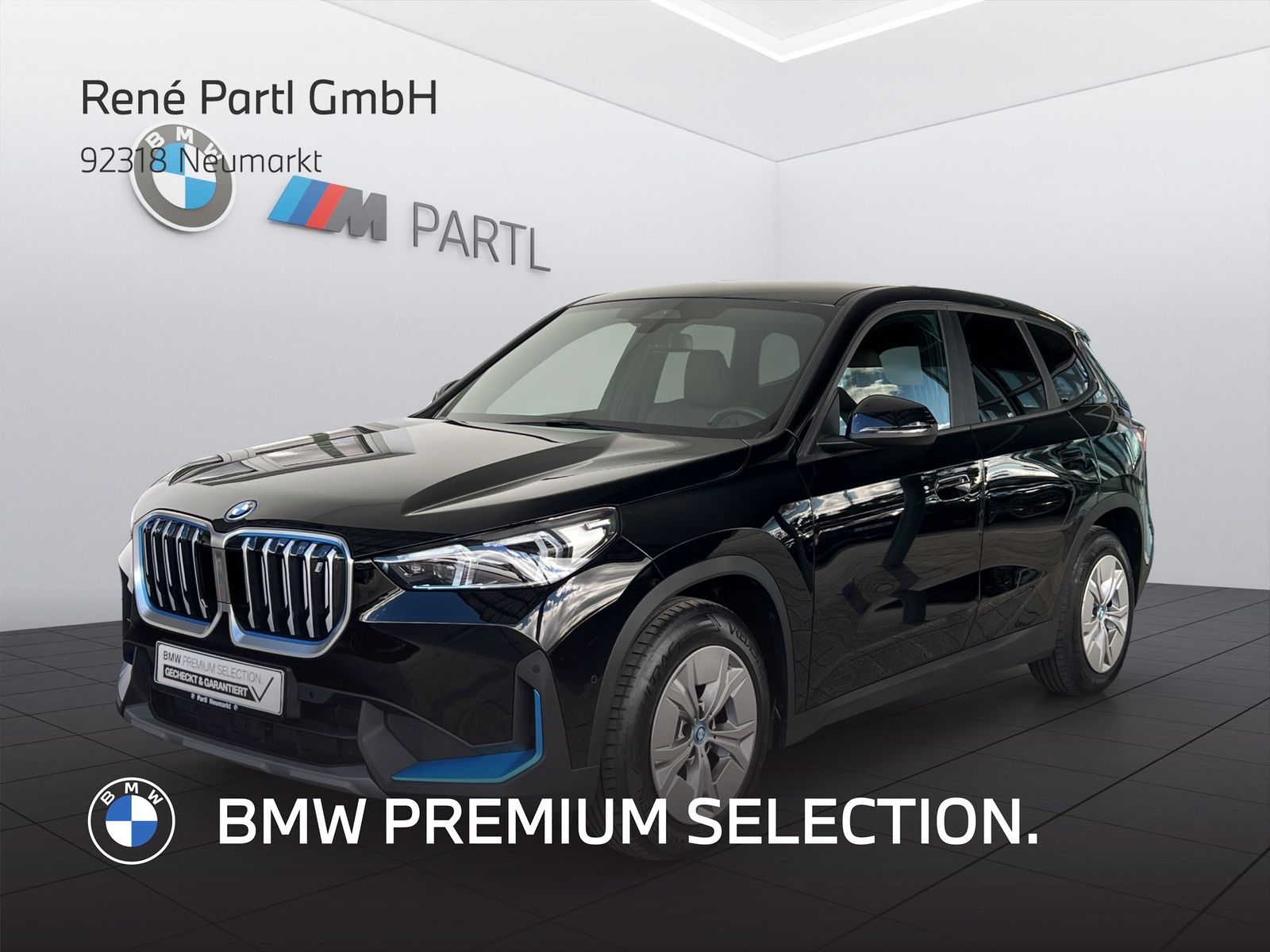 BMW iX1 xDrive30 adapLED RFK H/K Keyless adapM-FW